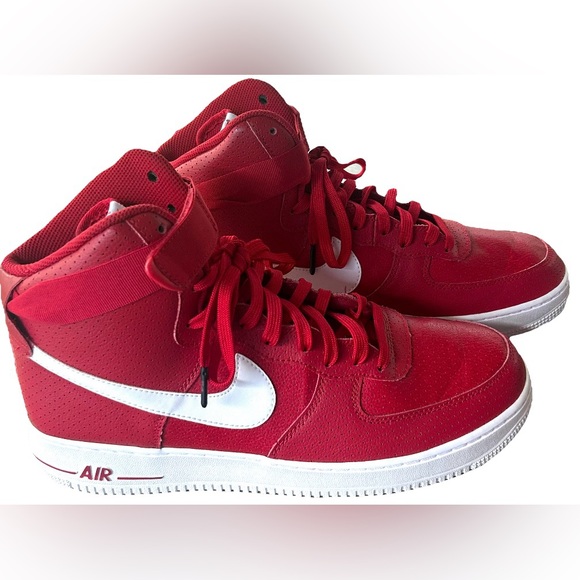 Nike Air Force 1 High Gym Red Perforated Men’s Size 12 Retro 2016 Rare - Picture 2 of 10